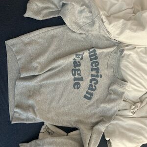 American Eagle Light Gray Pullover